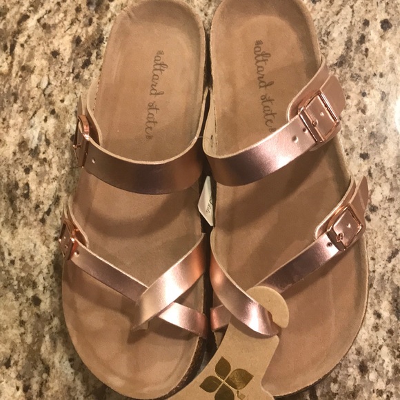 Altar'd State Shoes - NWT rose gold sandals